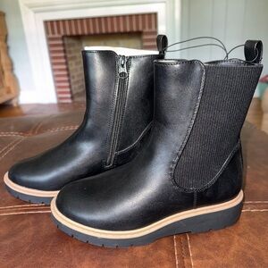 Art Class - Laurel Black Ankle Boots